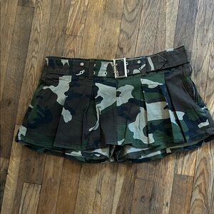 Almost Famous Camouflage  Pleaded Mini Skirt